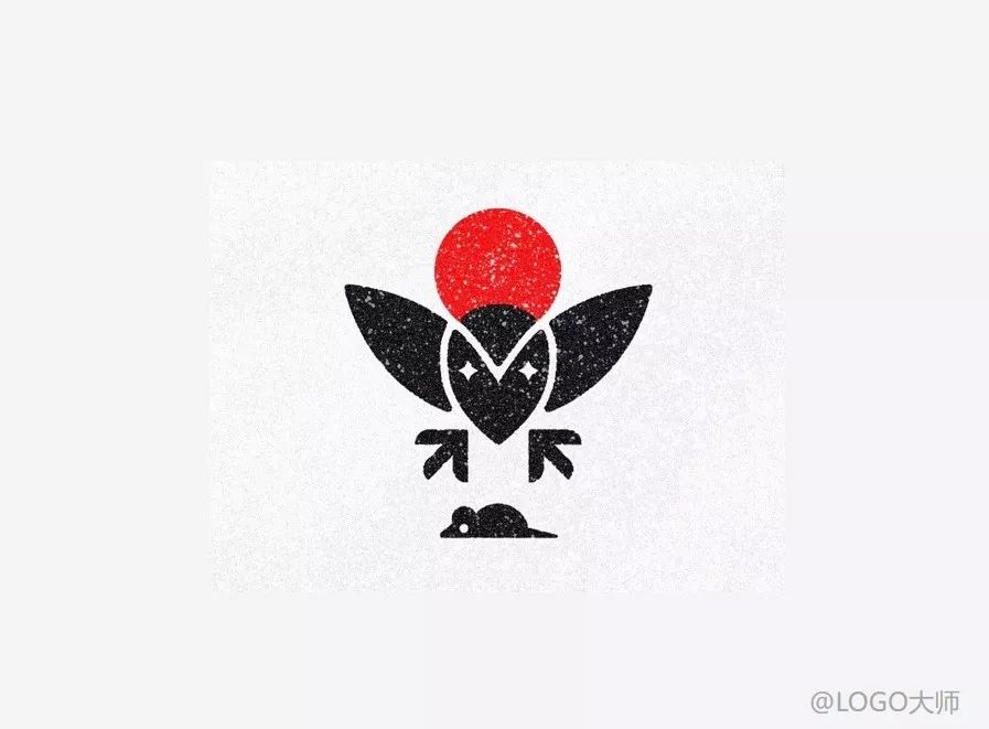 老鼠造型的logo设计方案